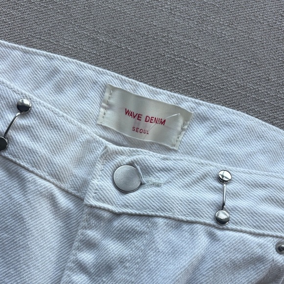 Wave Denim High rise Wide leg White Distressed Women Jeans 🤍 One Size - Picture 7 of 10